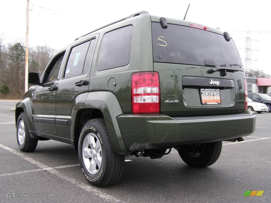 2009 Liberty Sport 4x4 - Jeep Green Metallic / Dark Slate Gray photo #4