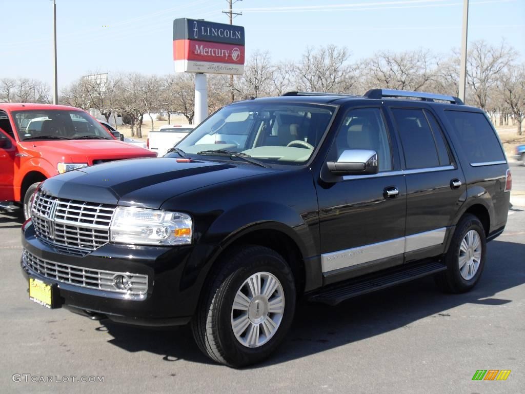 2008 Navigator Luxury 4x4 - Black / Stone photo #2