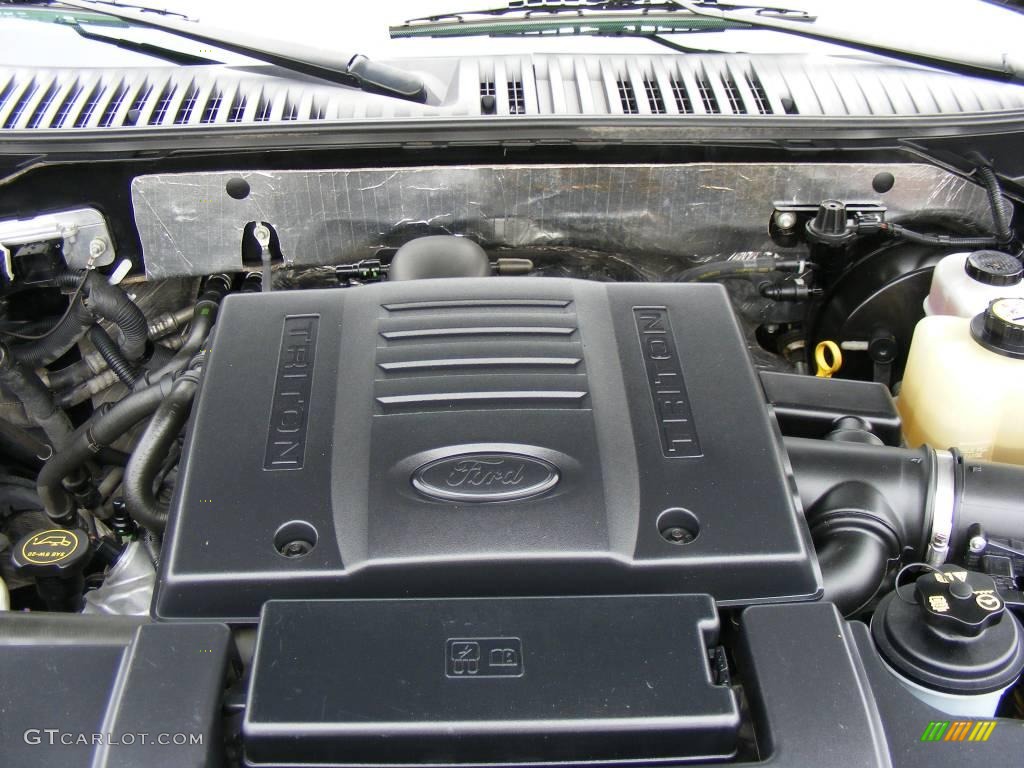 2007 Expedition XLT - Carbon Metallic / Charcoal Black photo #22