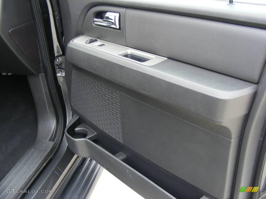 2007 Expedition XLT - Carbon Metallic / Charcoal Black photo #23