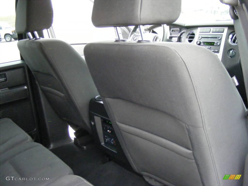 2007 Expedition XLT - Carbon Metallic / Charcoal Black photo #27