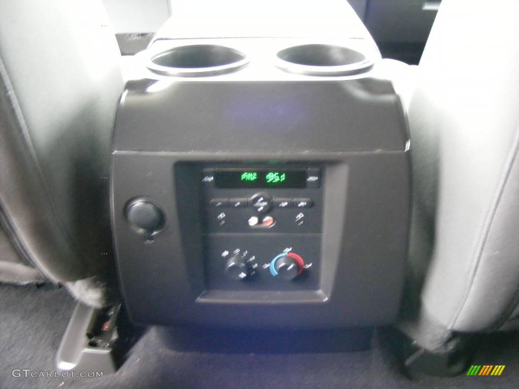 2007 Expedition XLT - Carbon Metallic / Charcoal Black photo #38