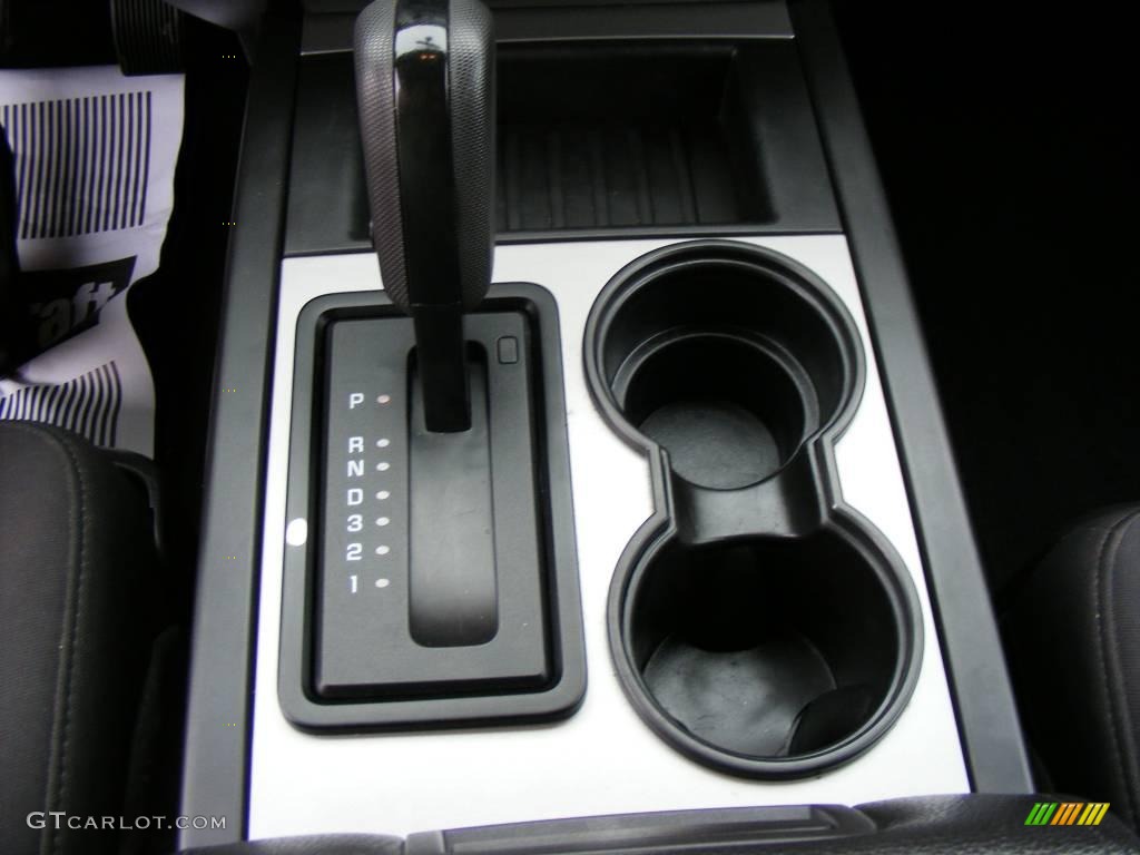 2007 Expedition XLT - Carbon Metallic / Charcoal Black photo #41