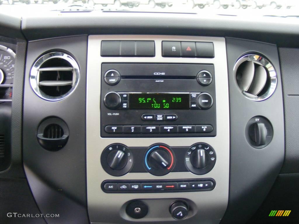 2007 Expedition XLT - Carbon Metallic / Charcoal Black photo #42