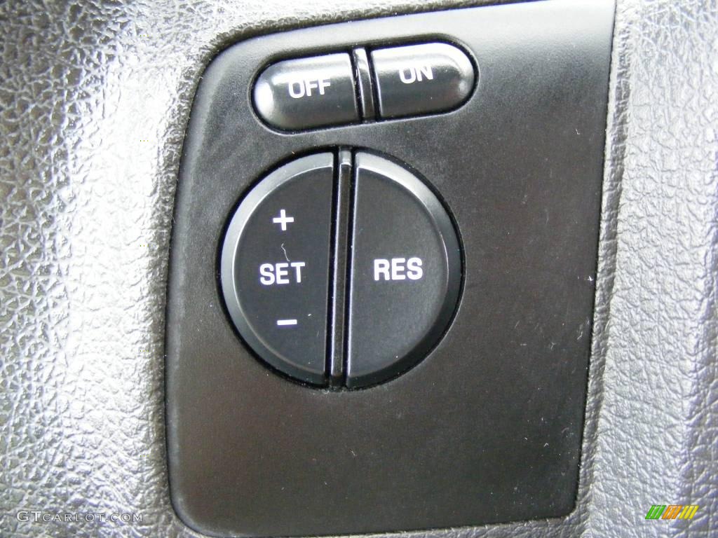 2007 Expedition XLT - Carbon Metallic / Charcoal Black photo #46