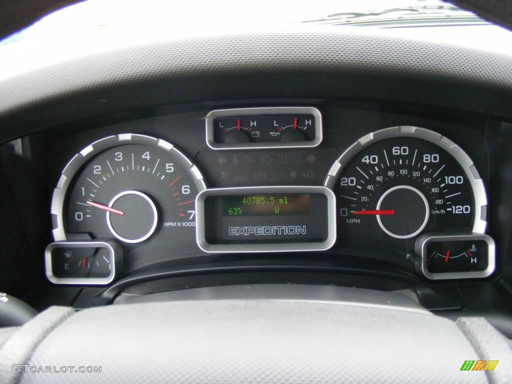 2007 Expedition XLT - Carbon Metallic / Charcoal Black photo #48