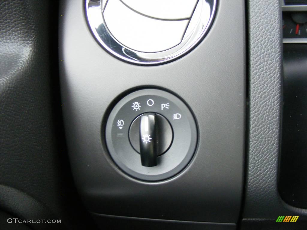 2007 Expedition XLT - Carbon Metallic / Charcoal Black photo #50