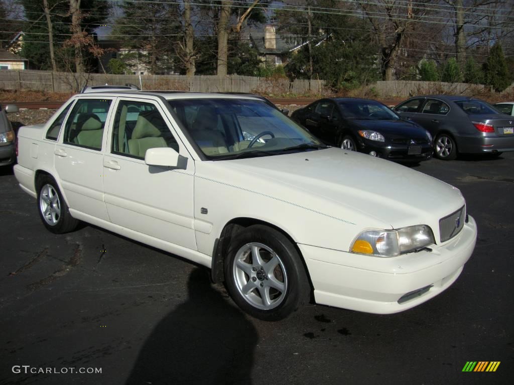 1999 S70  - White / Taupe photo #5