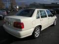 1999 White Volvo S70   photo #7