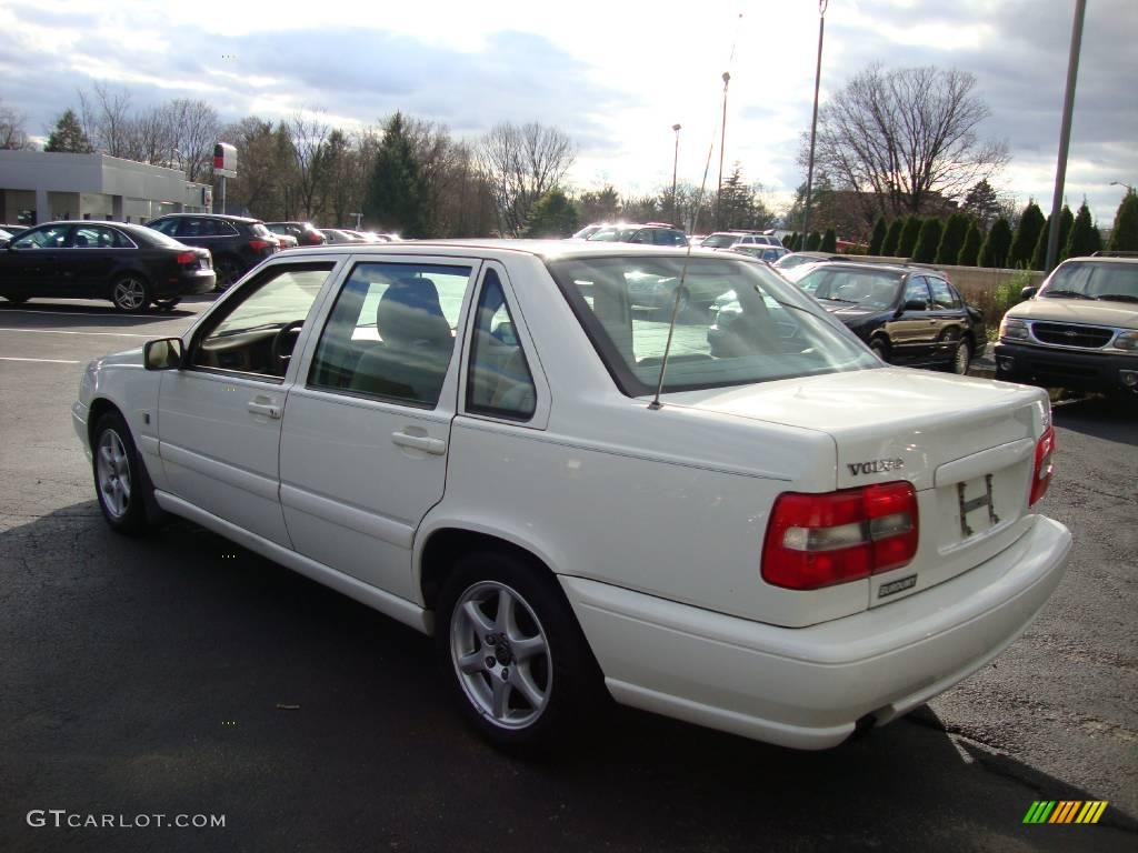 1999 S70  - White / Taupe photo #9