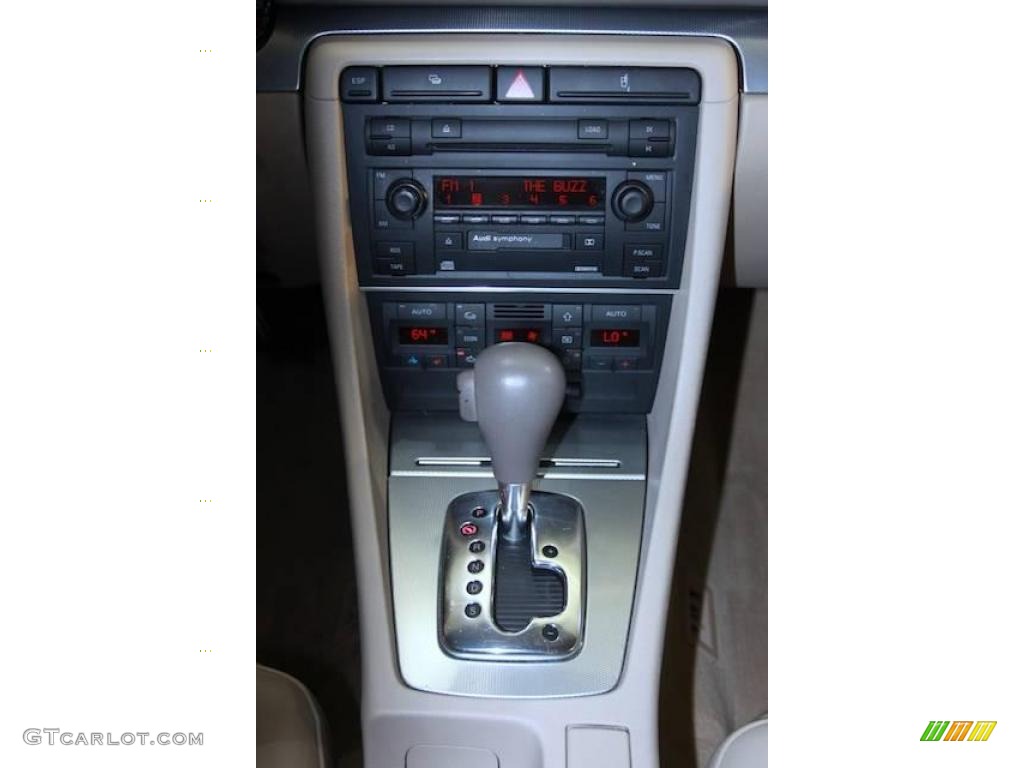 2002 A4 1.8T quattro Sedan - Polar White / Grey photo #18