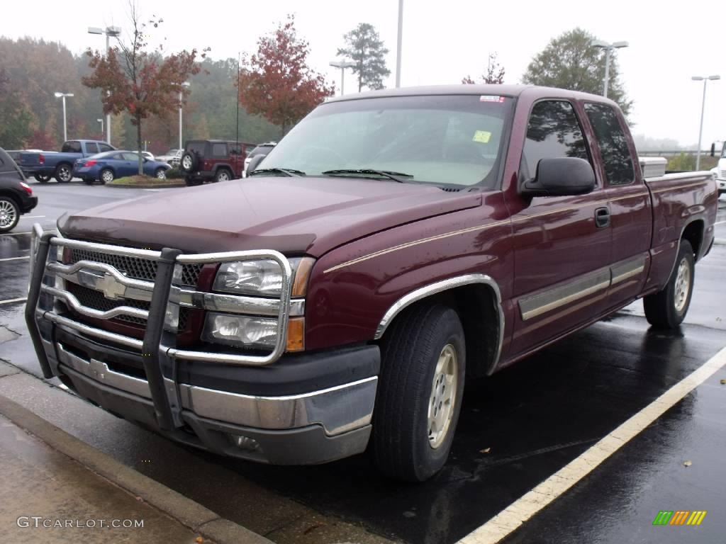 2003 Silverado 1500 LS Extended Cab - Dark Carmine Red Metallic / Medium Gray photo #2