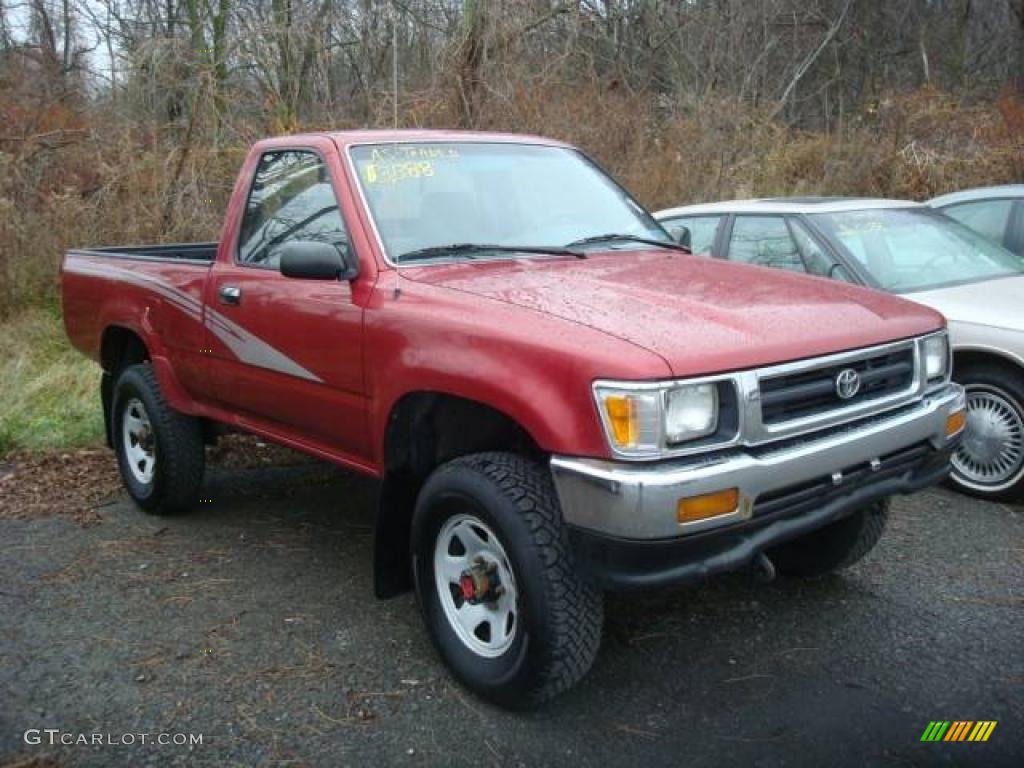 1993 Pickup Deluxe Regular Cab 4x4 - Red / Gray photo #1