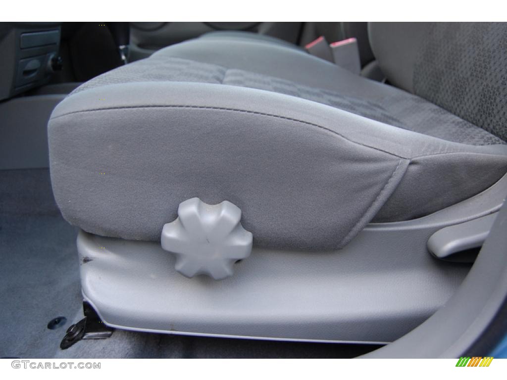 2005 Aveo LS Sedan - Pastel Blue Metallic / Gray photo #18