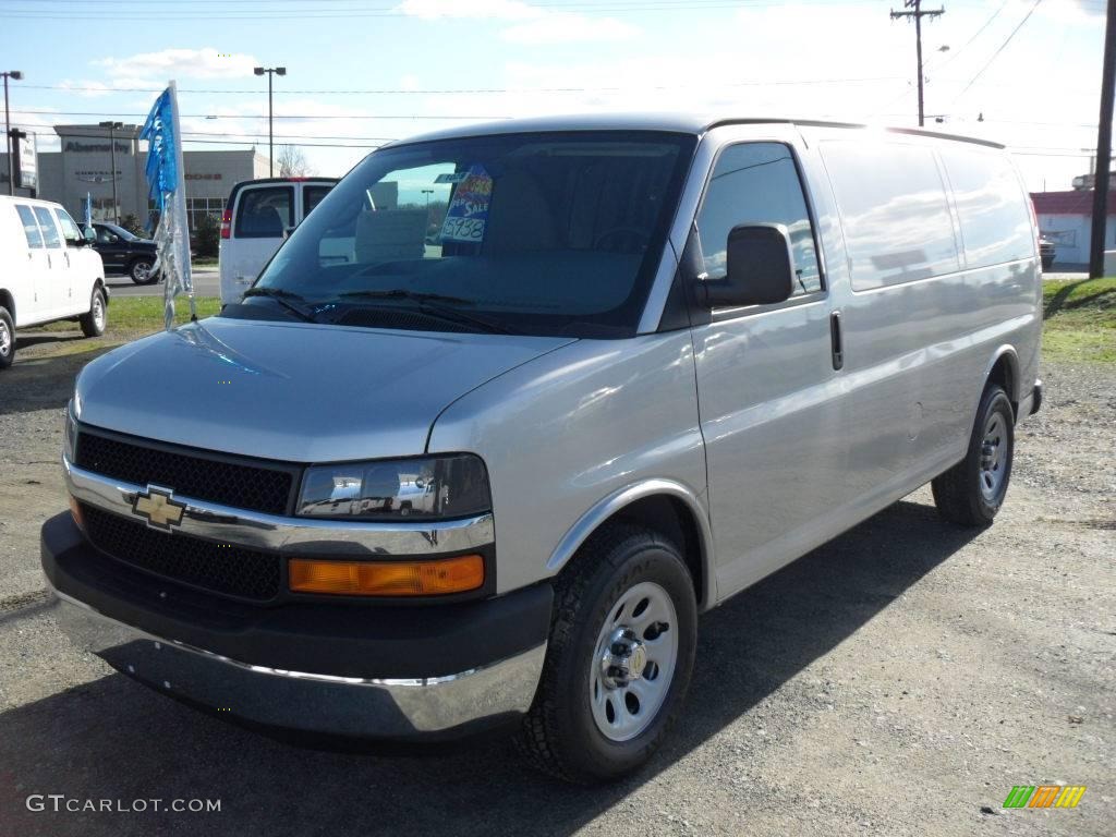 2010 Express 1500 Work Van - Sheer Silver Metallic / Medium Pewter photo #1