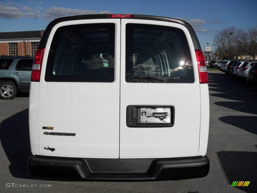 2010 Express 2500 Moving Van - Summit White / Medium Pewter photo #6