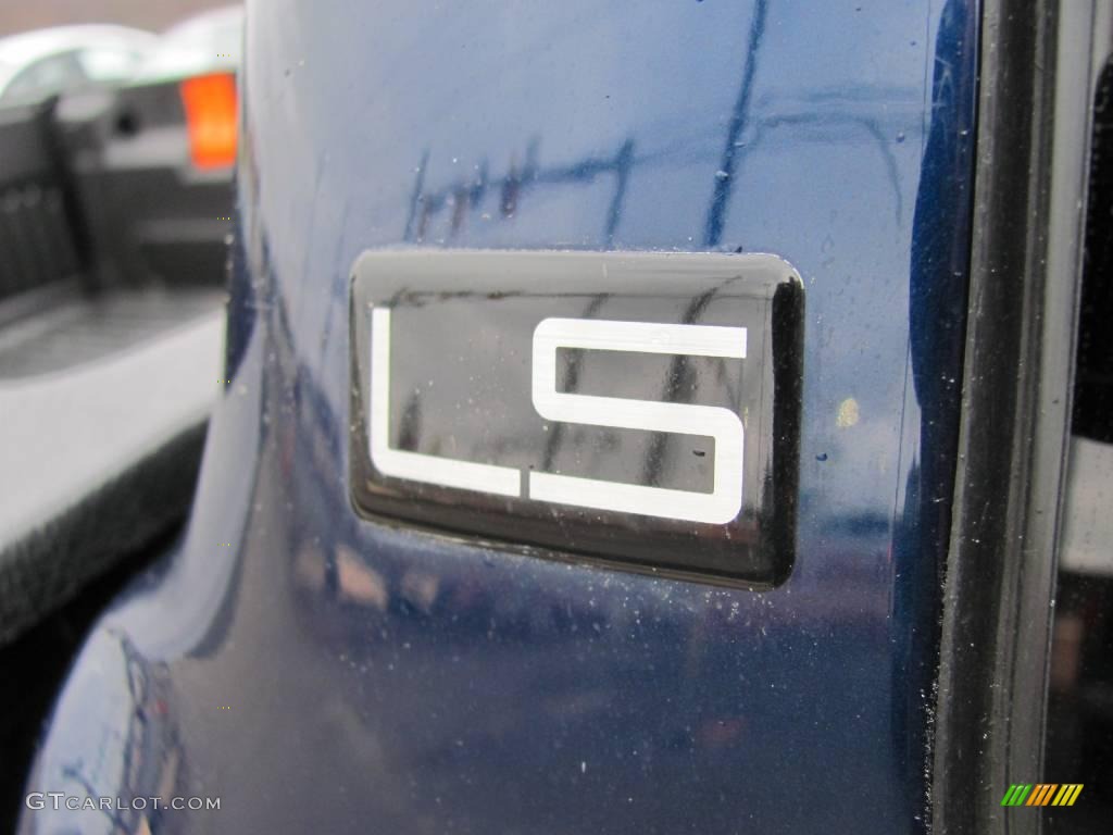 2002 S10 LS Extended Cab 4x4 - Indigo Blue Metallic / Medium Gray photo #14