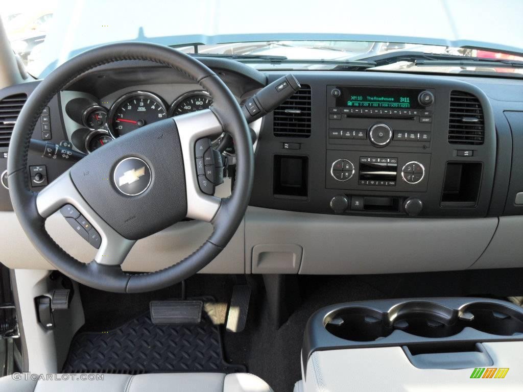 2009 Silverado 1500 LT Crew Cab - Blue Granite Metallic / Light Titanium photo #17