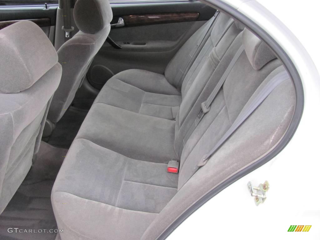 2004 Verona LX - Absolute White / Gray photo #13