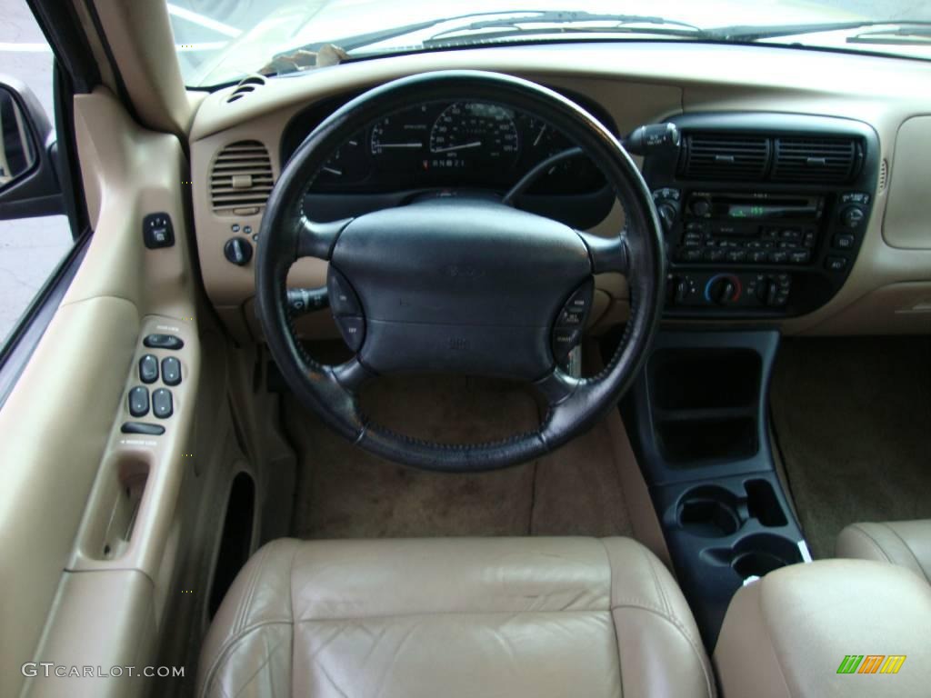 1999 Explorer XLT 4x4 - Harvest Gold Metallic / Medium Prairie Tan photo #24