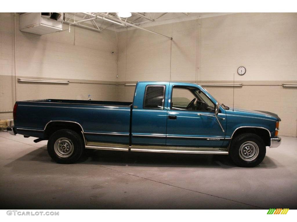 1994 C/K C2500 Extended Cab - Light Quasar Blue Metallic / Gray photo #7