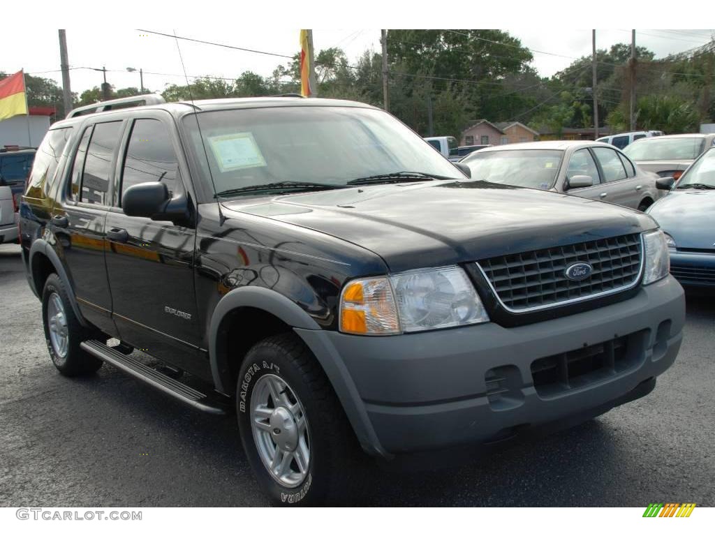 2002 Explorer XLS 4x4 - Black Clearcoat / Graphite photo #3