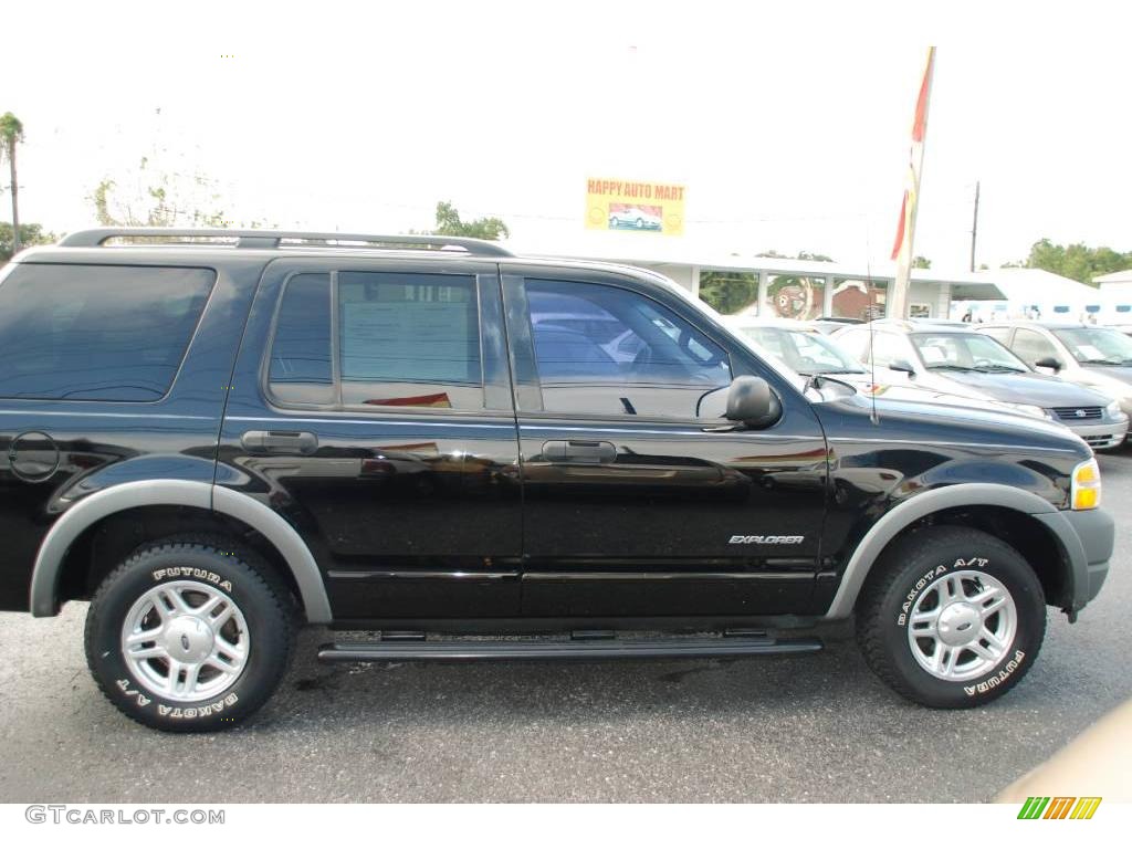 2002 Explorer XLS 4x4 - Black Clearcoat / Graphite photo #5