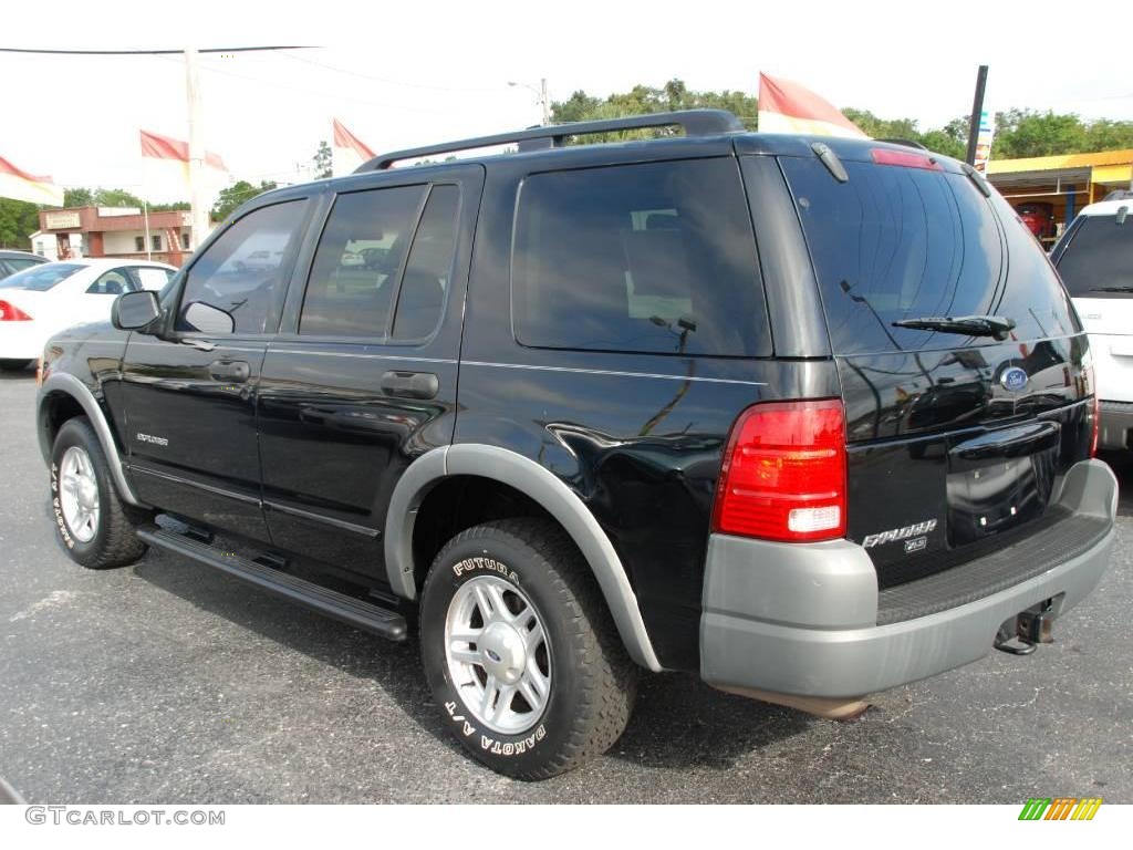 2002 Explorer XLS 4x4 - Black Clearcoat / Graphite photo #7