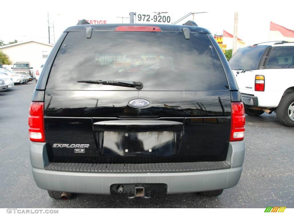 2002 Explorer XLS 4x4 - Black Clearcoat / Graphite photo #9