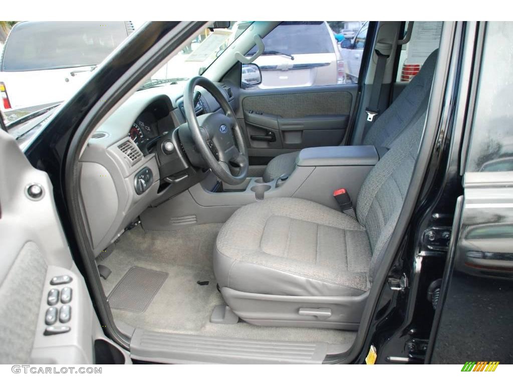 2002 Explorer XLS 4x4 - Black Clearcoat / Graphite photo #16