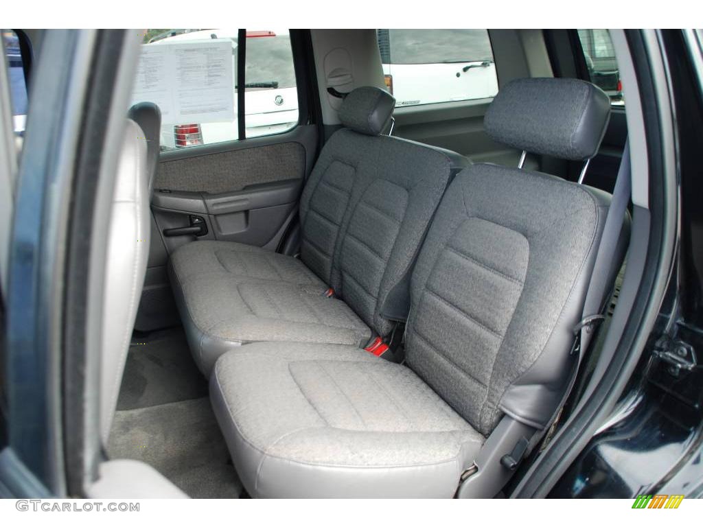 2002 Explorer XLS 4x4 - Black Clearcoat / Graphite photo #21
