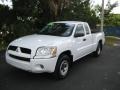 Arctic White 2007 Mitsubishi Raider LS Extended Cab