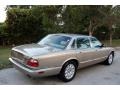 Topaz Metallic - XJ XJ8 Photo No. 15