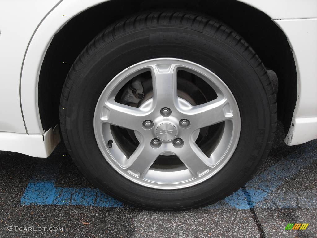 2004 Impala LS - White / Medium Gray photo #19
