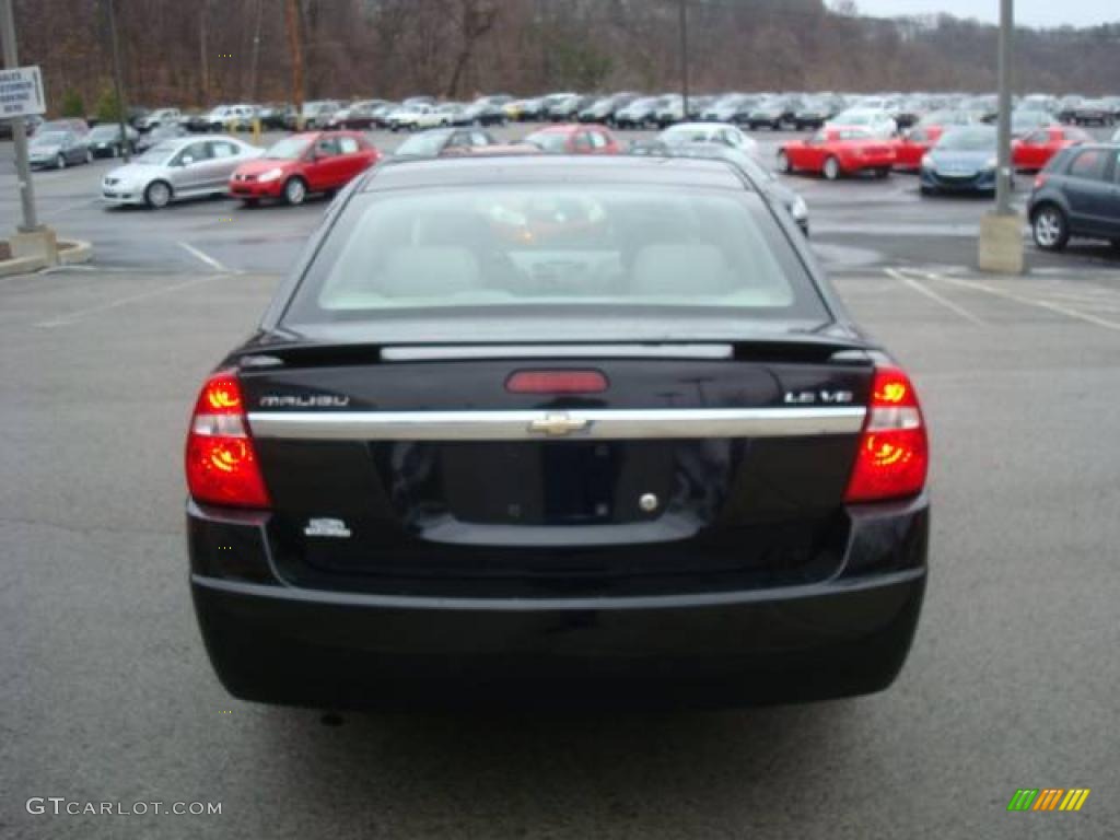 2005 Malibu LS V6 Sedan - Black / Gray photo #3