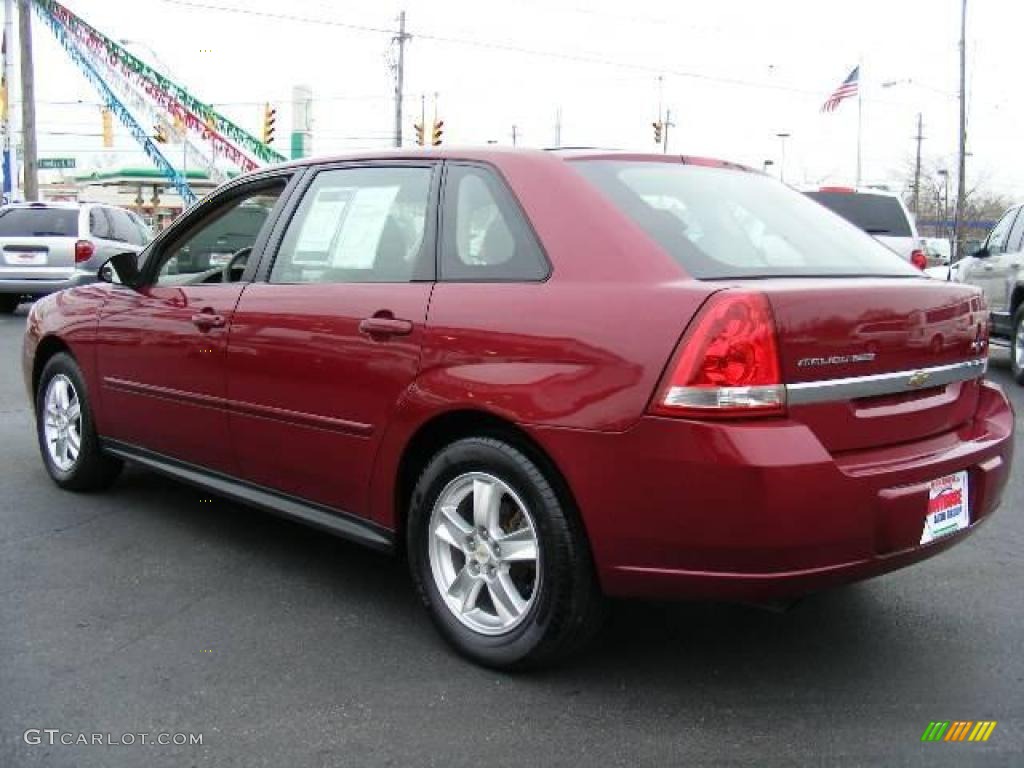 2005 Malibu Maxx LS Wagon - Sport Red Metallic / Neutral Beige photo #3