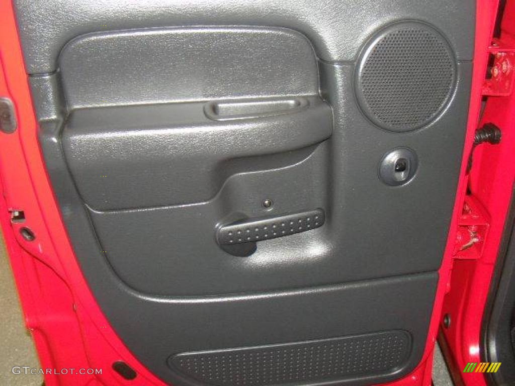 2004 Ram 1500 SLT Quad Cab 4x4 - Flame Red / Dark Slate Gray photo #20