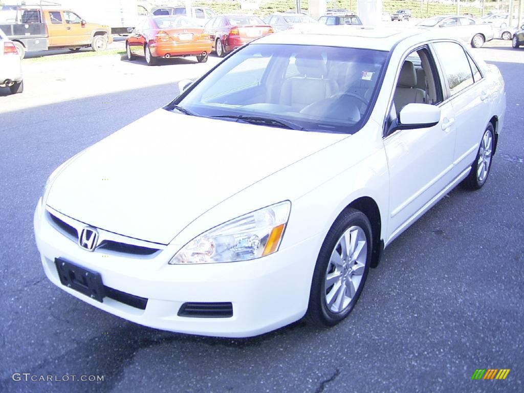 2007 Accord EX-L V6 Sedan - Taffeta White / Ivory photo #7
