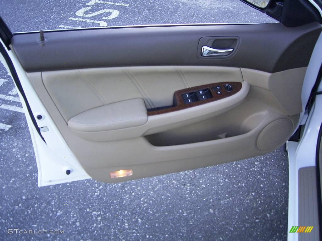 2007 Accord EX-L V6 Sedan - Taffeta White / Ivory photo #8