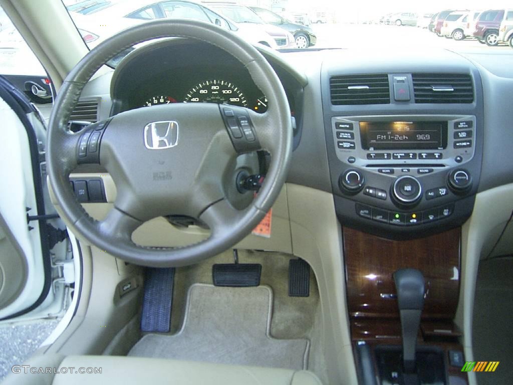 2007 Accord EX-L V6 Sedan - Taffeta White / Ivory photo #23