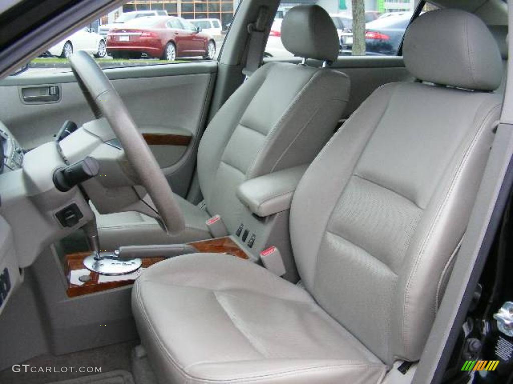 2004 Maxima 3.5 SL - Onyx Black / Frost Gray photo #9