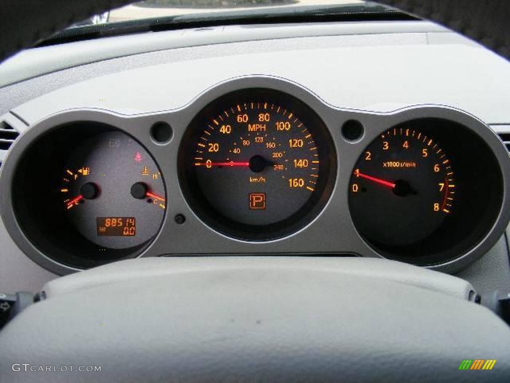 2004 Maxima 3.5 SL - Onyx Black / Frost Gray photo #17