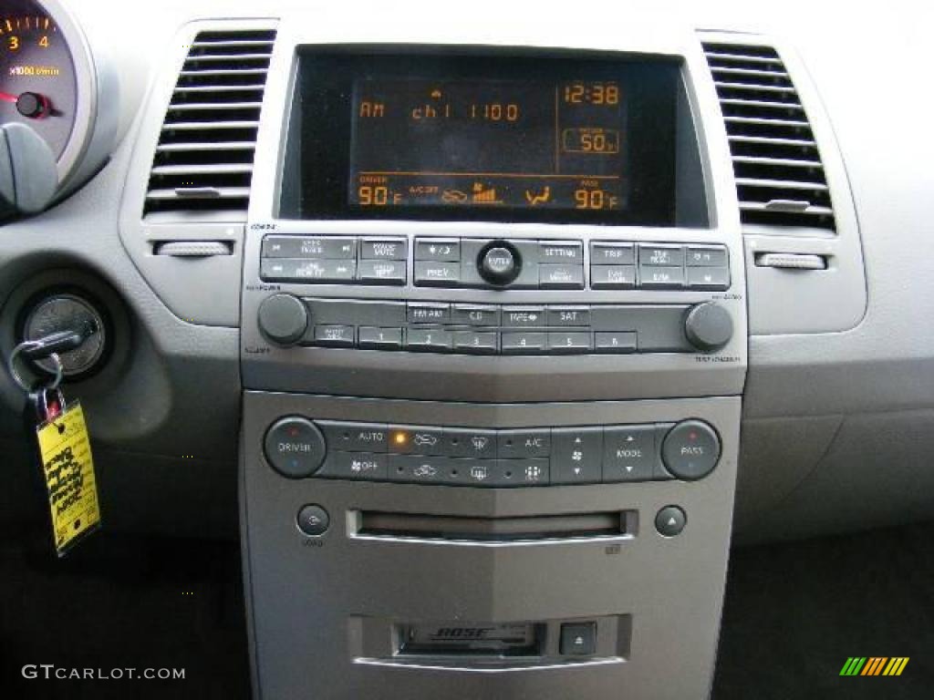 2004 Maxima 3.5 SL - Onyx Black / Frost Gray photo #19