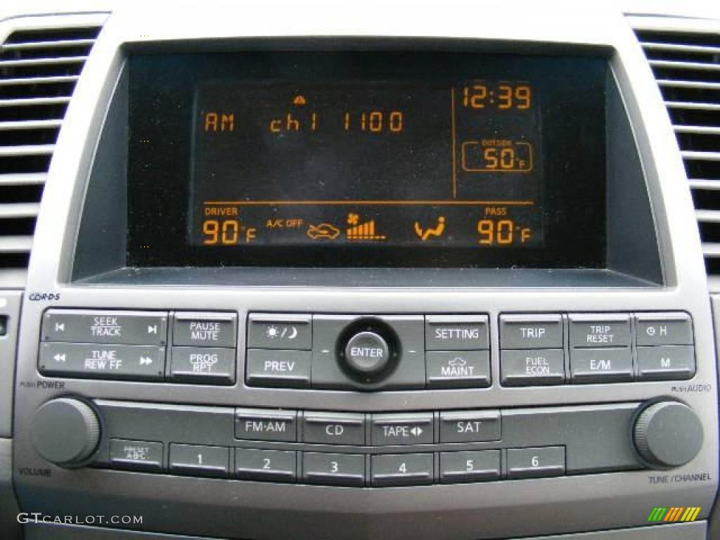 2004 Maxima 3.5 SL - Onyx Black / Frost Gray photo #20