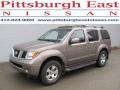Granite Metallic - Pathfinder SE 4x4 Photo No. 1