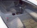 Super White - Camry LE Photo No. 29