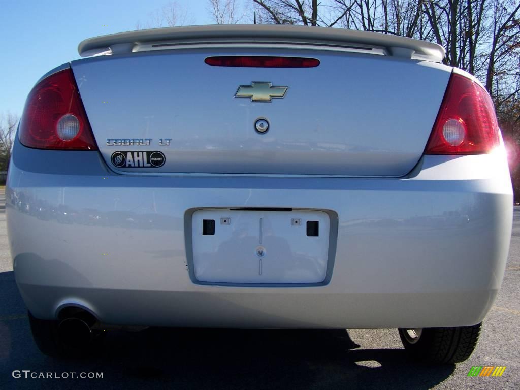 2009 Cobalt LT Sedan - Silver Ice Metallic / Gray photo #6