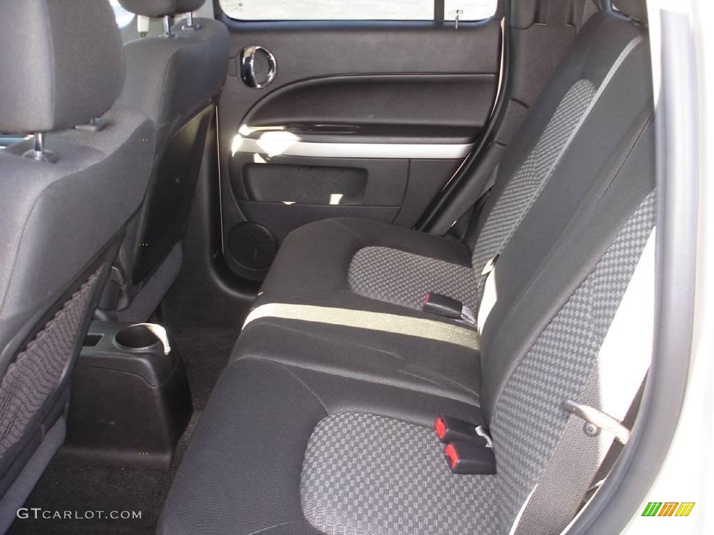 2009 HHR LT - Gold Mist Metallic / Ebony photo #10