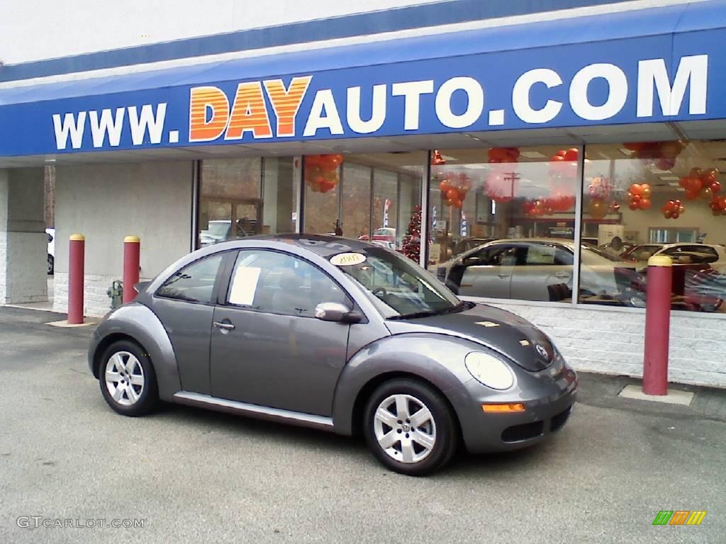 2007 Platinum Grey Volkswagen New Beetle 2.5 Coupe #22761929 Photo #11 ...