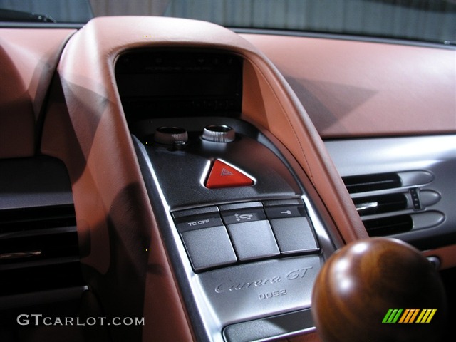 2004 Porsche Carrera GT Standard Carrera GT Model Controls Photo #227818